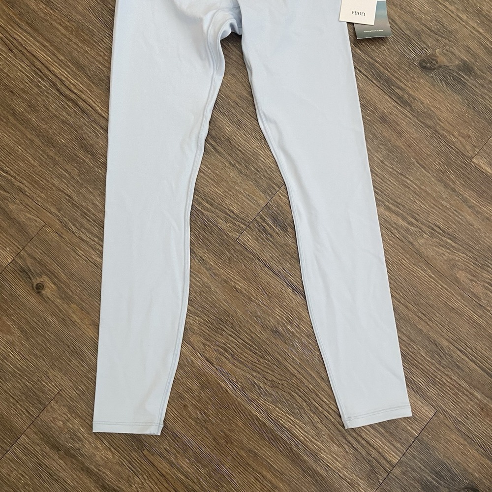 VUORI Light Mist Blue All The Form Supersoft Bliss Blend Legging XSMALL NEW! - Picture 3 of 9